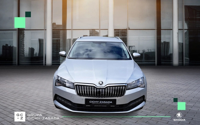 Skoda Superb cena 172750 przebieg: 1, rok produkcji 2024 z Olszyna małe 562